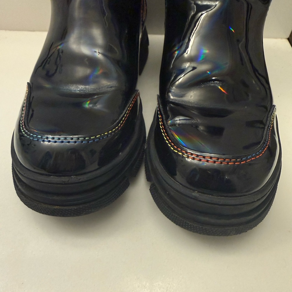 Shiny Chelsea Boots - Picture 5 of 5
